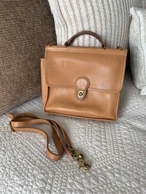 Coach Vintage Leather Willis Bag 9927 In Light Brown Gold Hardware